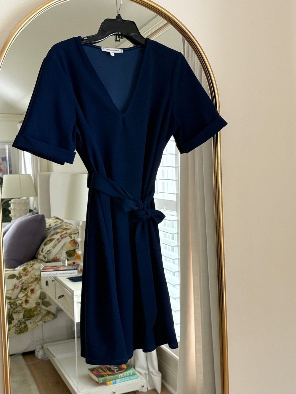 The Vanity Room Navy V-Neck Tie-Waist Short Sleeve Dress